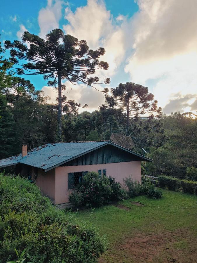 Casa Em Campos Do Jordao - 3 Quartos, Com Churrasqueira Campos do Jordão Exterior foto