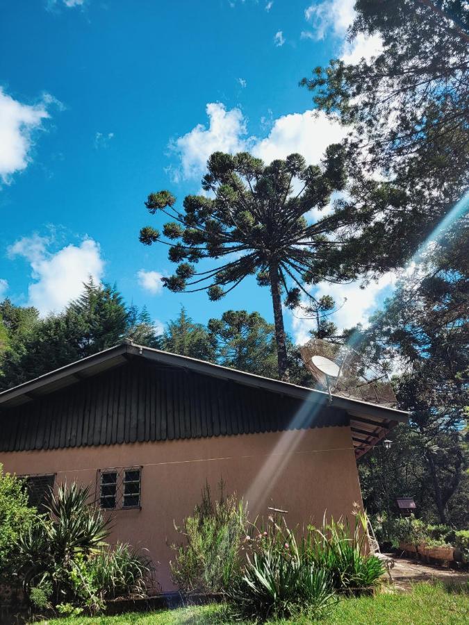 Casa Em Campos Do Jordao - 3 Quartos, Com Churrasqueira Campos do Jordão Exterior foto